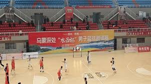 巴里·邦兹在旧金山巨人队完成 400 轰、400 盗，确立其历史地位